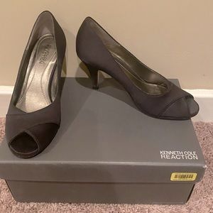 Kenneth Cole Reaction Open toed heels